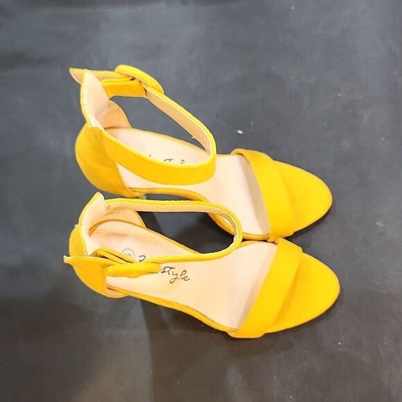 BRAND NEW HERSTYLE CHARMING- ANKLE STRAP ROUNDED BUCKLE OPEN TOE STILETT… - Picture 13 of 16